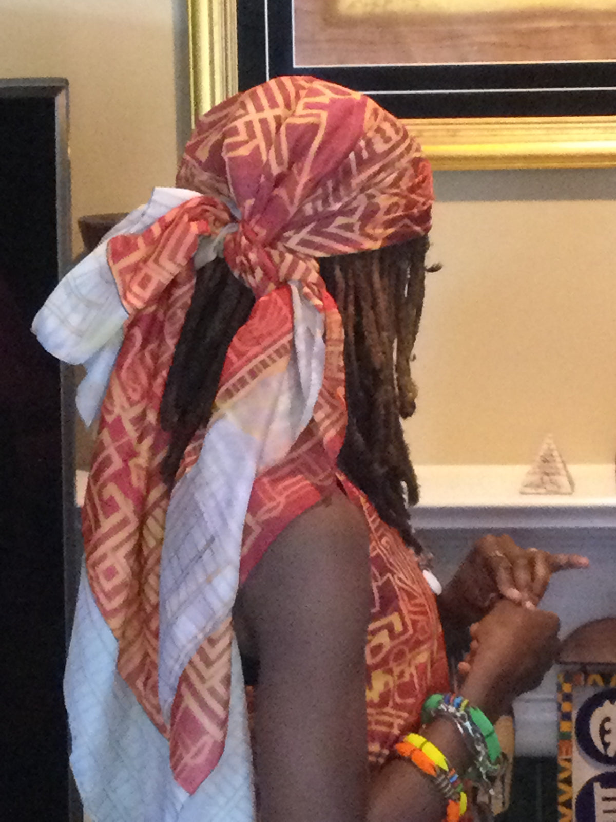 Back side of a Kente Scarf in Burgundy and Gold